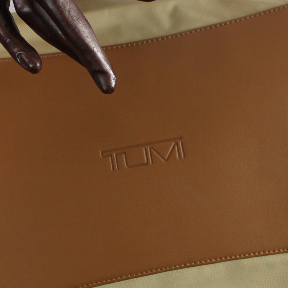 Tumi Obi Collection Grain Fold Away Nylon Leather Trim XL Travel Tote - Picture 9 of 9